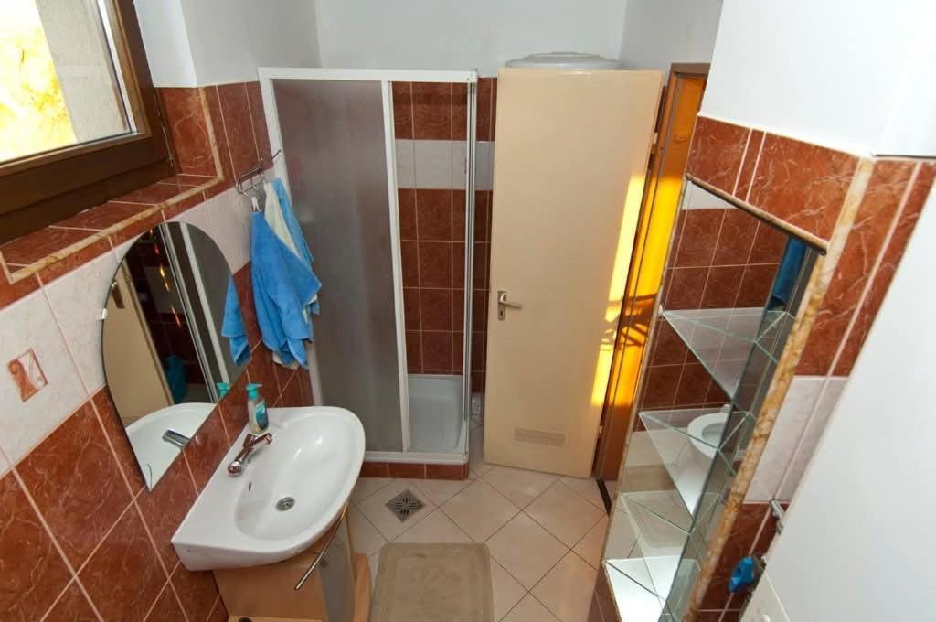 Sas-Feszek Vendeghaz Apartment Demjen Exterior photo